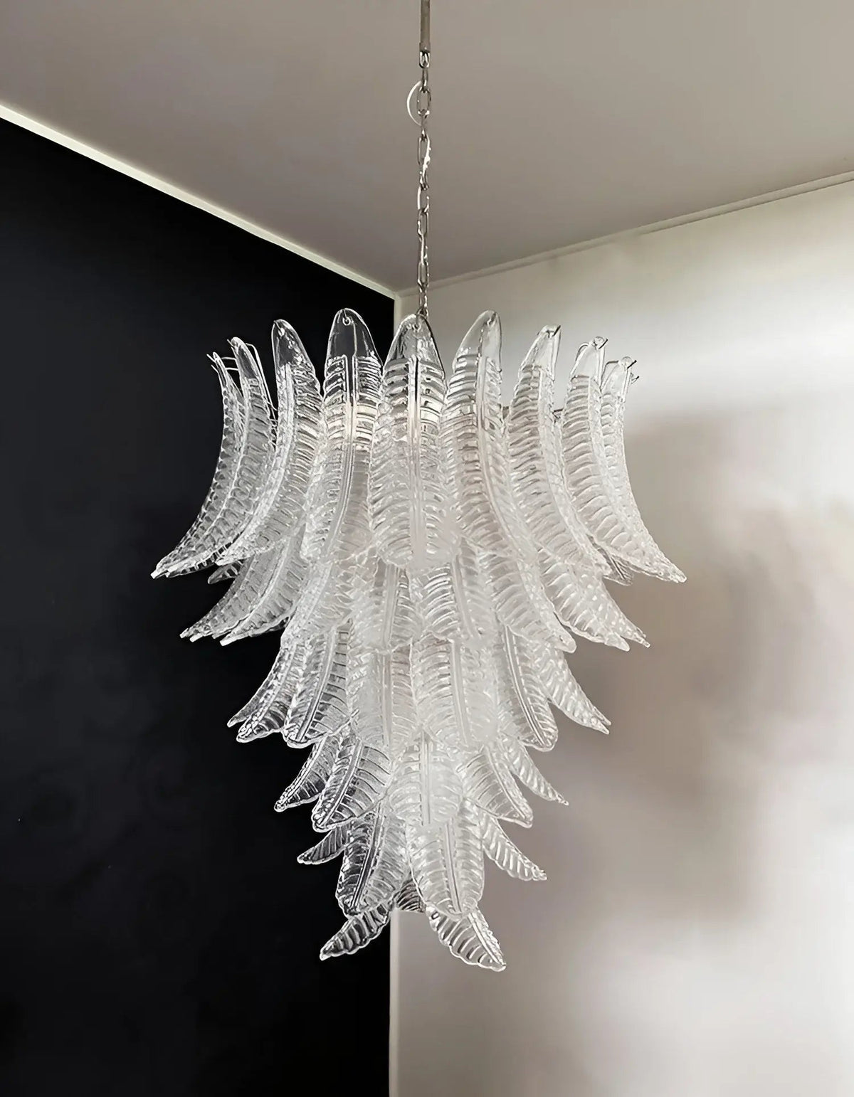 Eirineon lámpara de araña transparente con hojas cascada elegante de vidrio