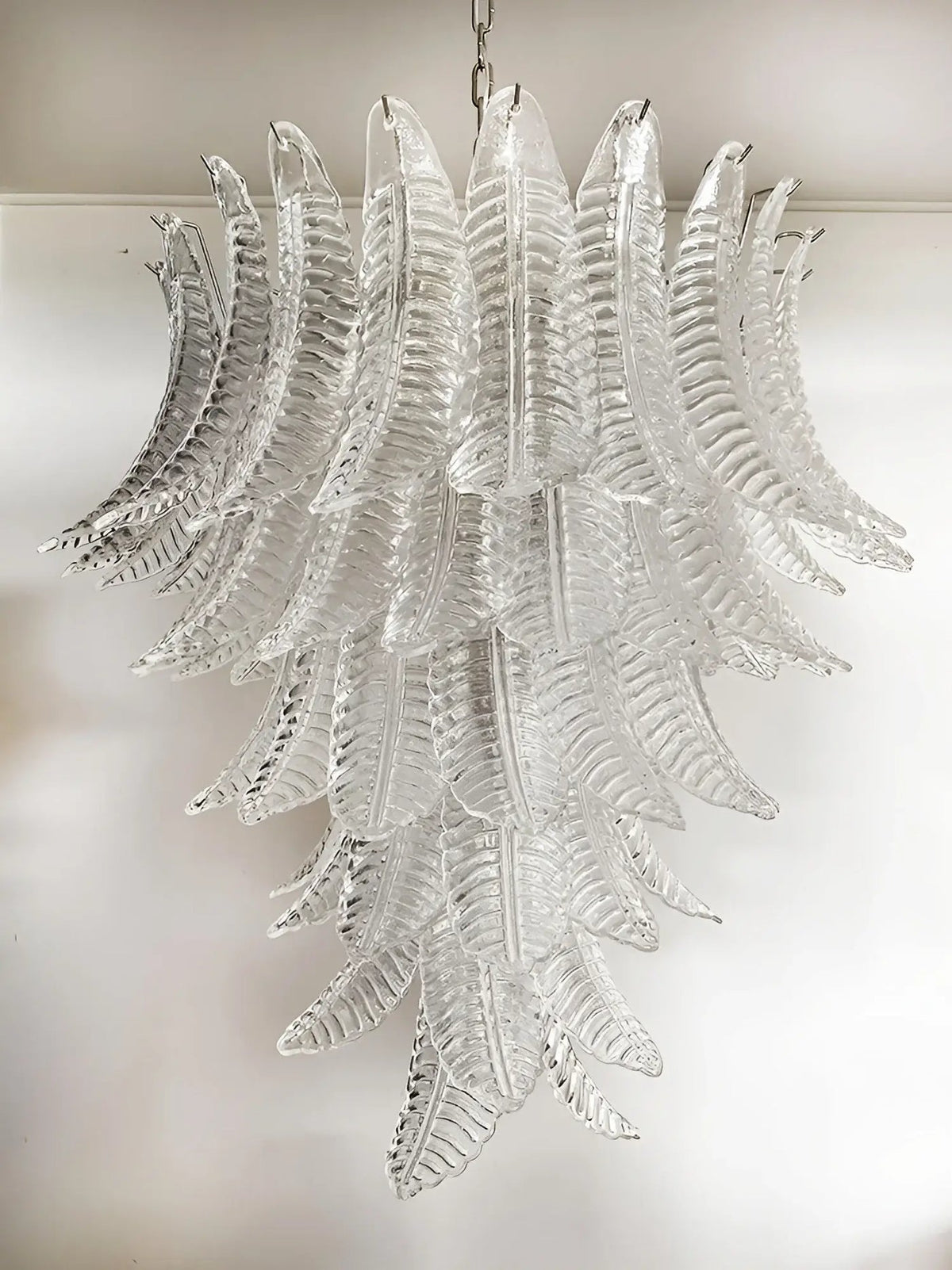 Eirineon lámpara de araña transparente con hojas cascada elegante de vidrio