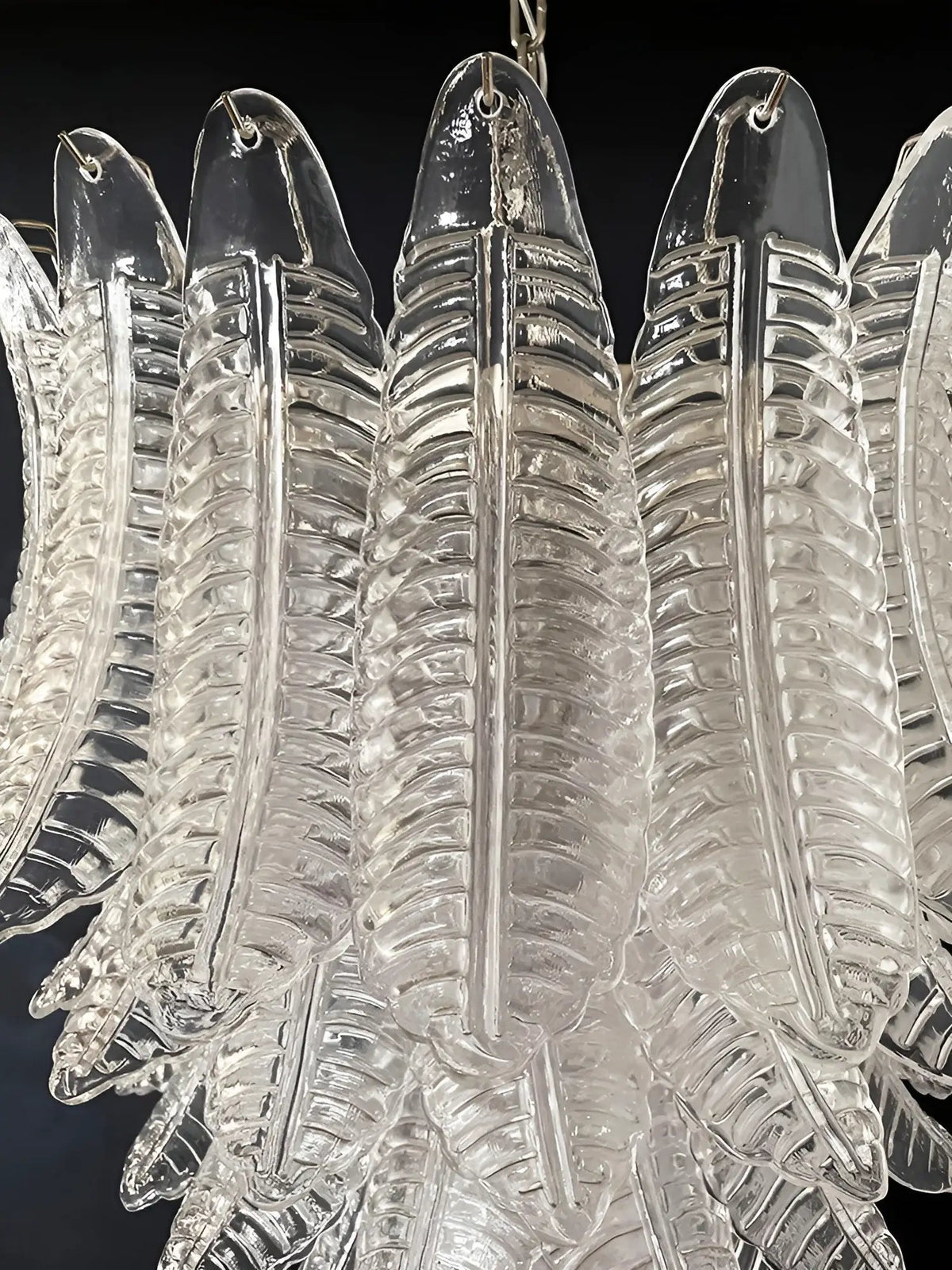 Eirineon lámpara de araña transparente con hojas cascada elegante de vidrio