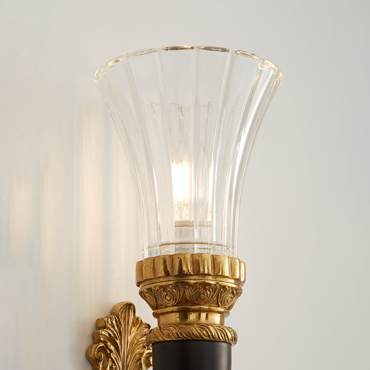 Rosalinda aplique de pared Torch