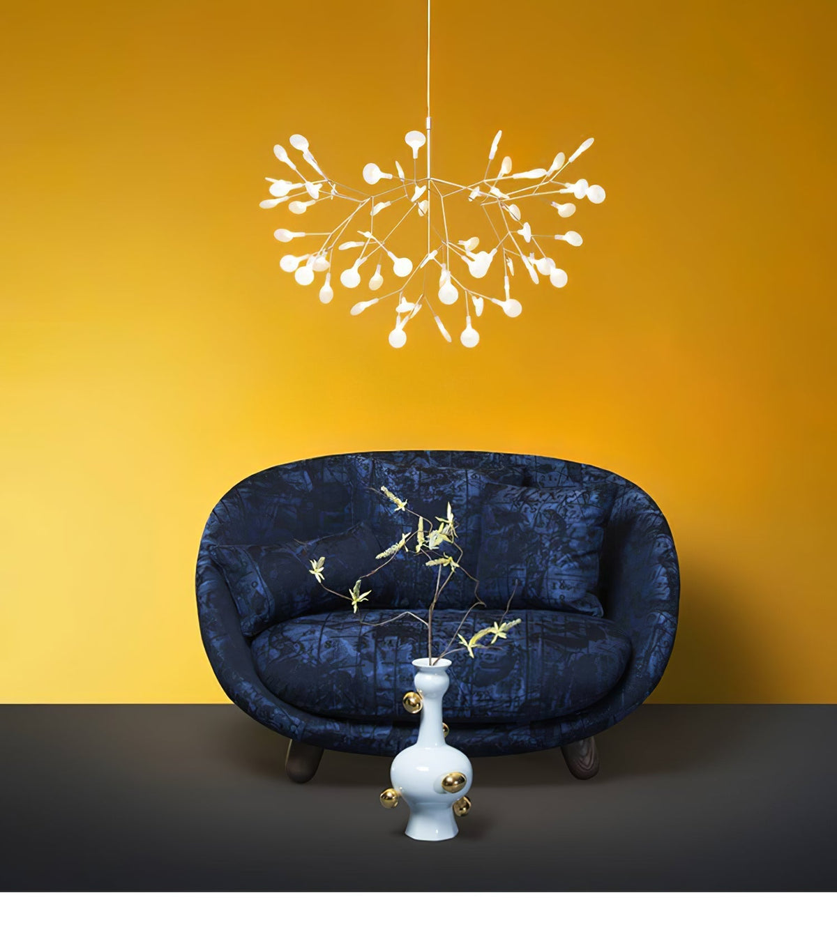 Auroreon lámpara de araña Firefly LED con rama en color dorado
