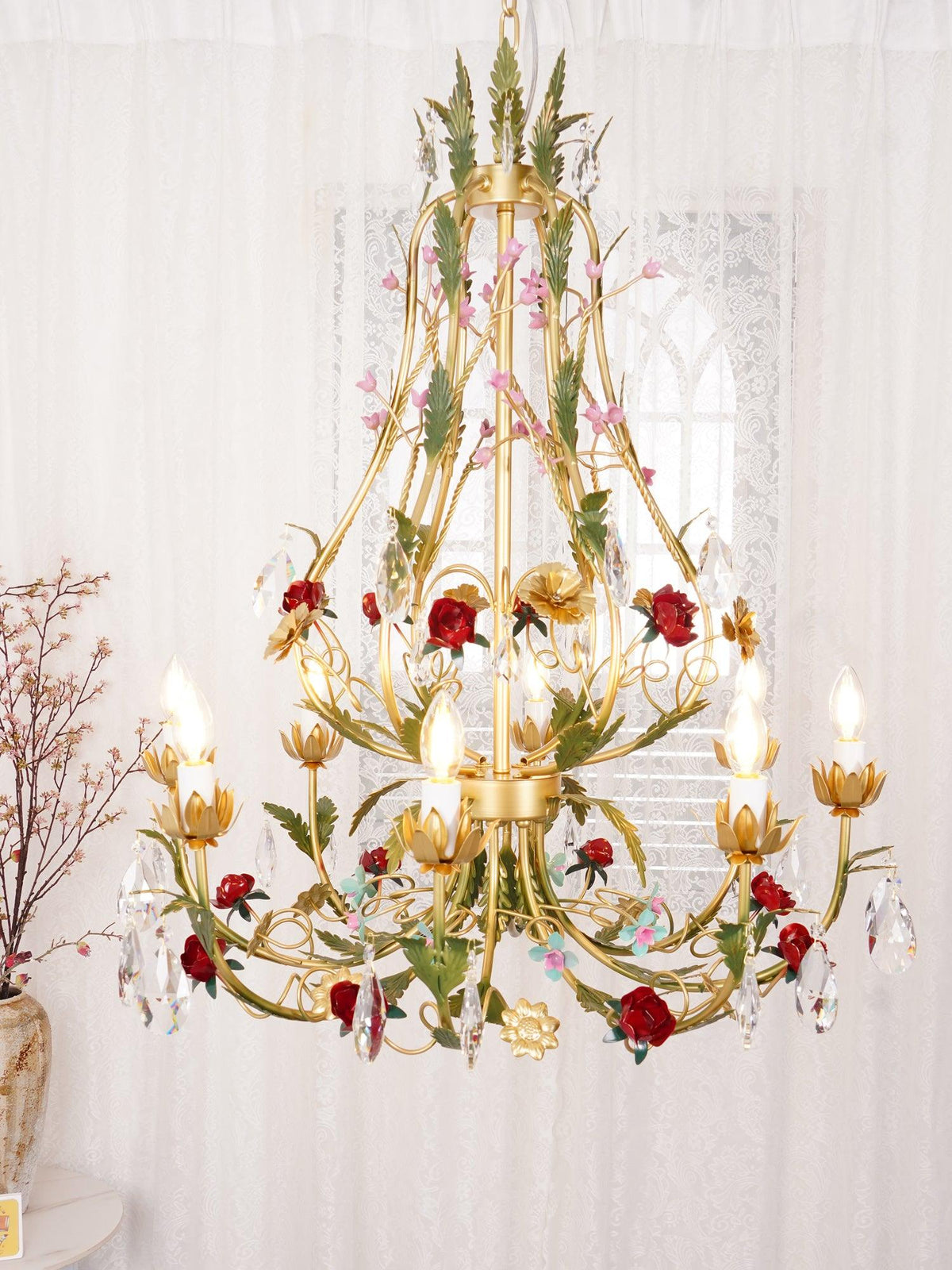 Selarella lámpara de araña de cristal y latón con rosas florales tipo vela
