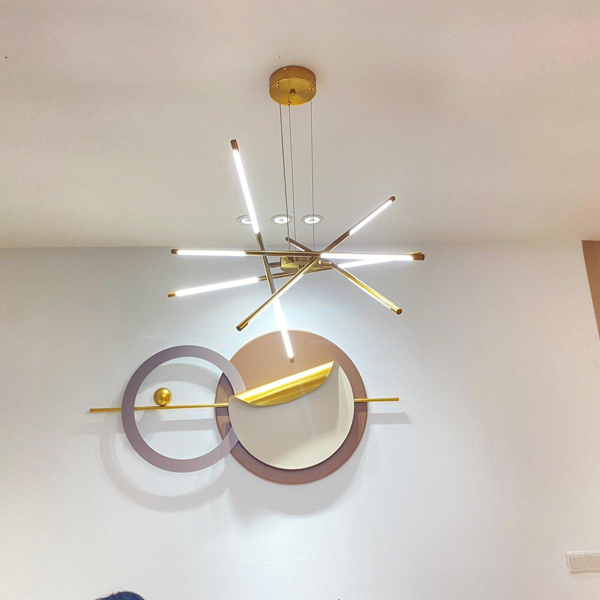 Lumueon lámpara de araña LED giratoria moderna