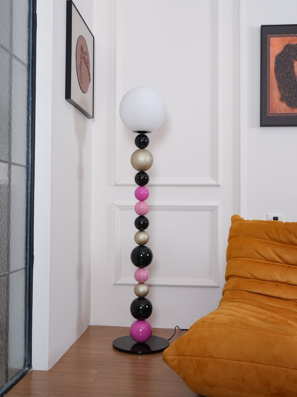 Kaleido Bola Redonda Apilada lámpara de pie