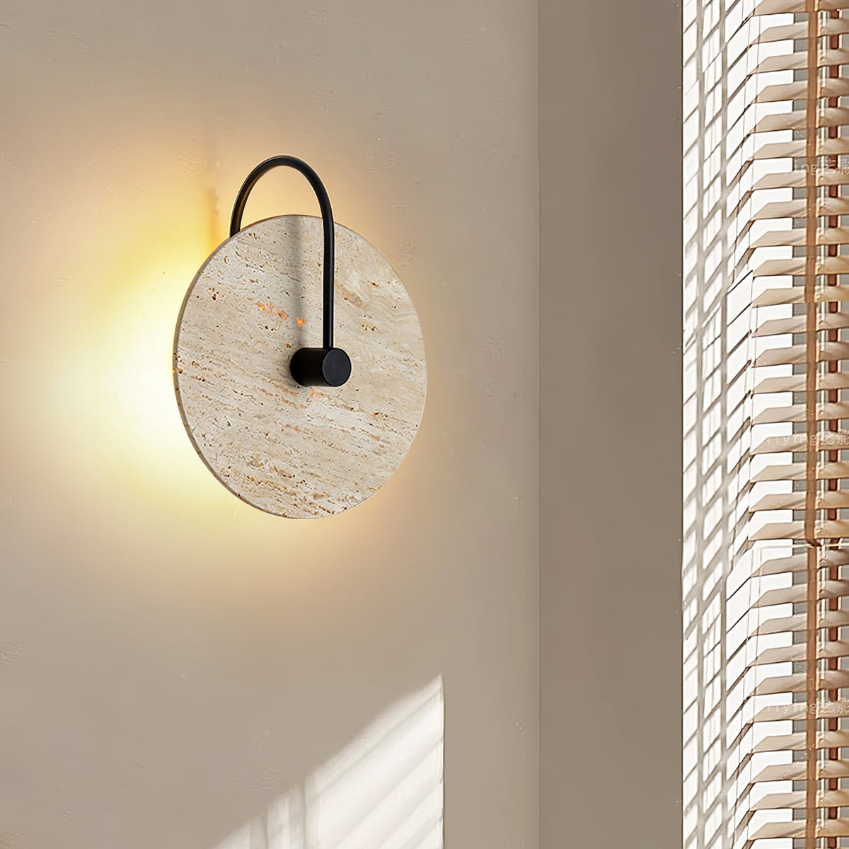 Ulsk aplique de pared en travertino