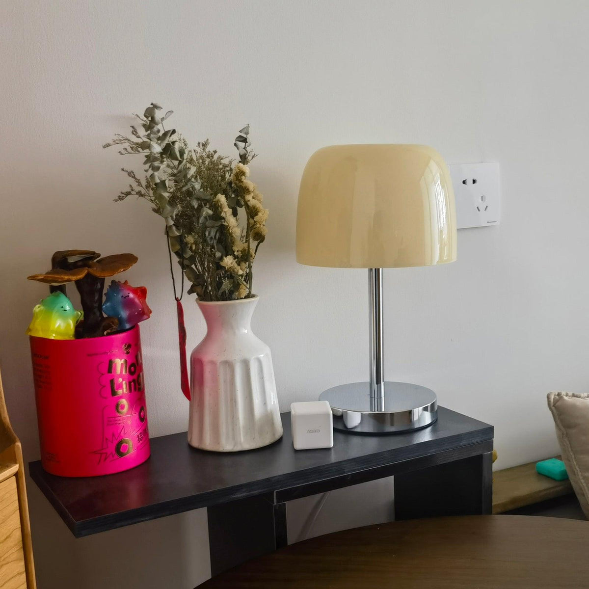 Mirinira lámpara de mesa