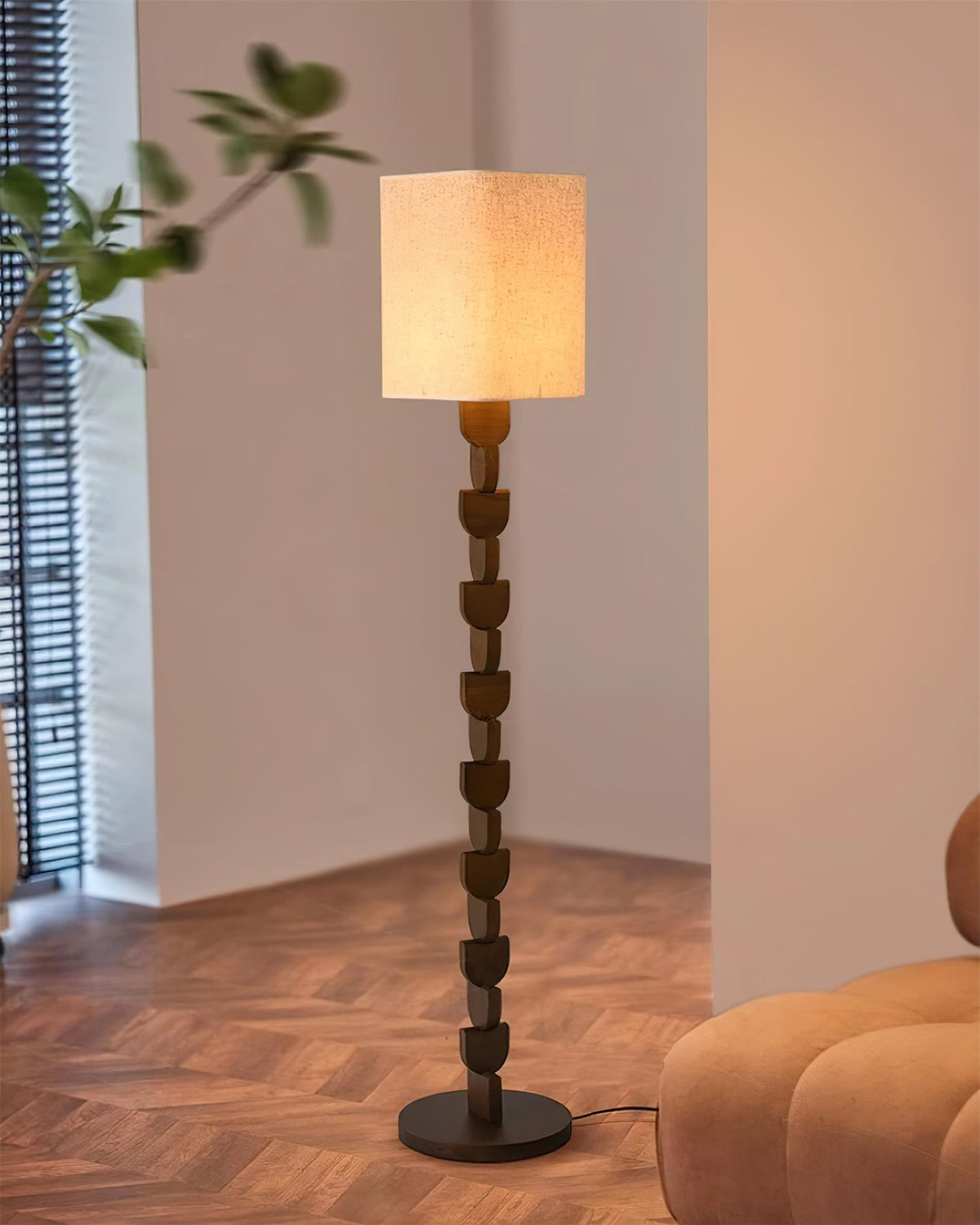 Rinoreria lámpara de pie de madera