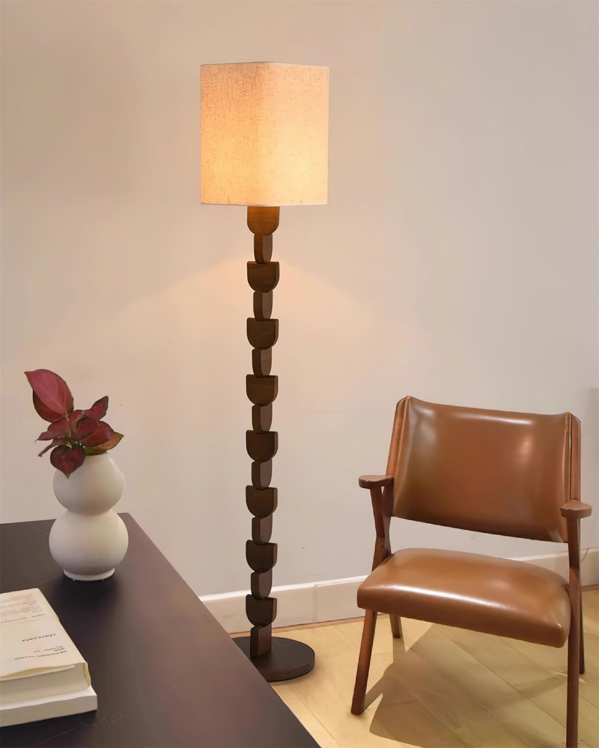 Rinoreria lámpara de pie de madera