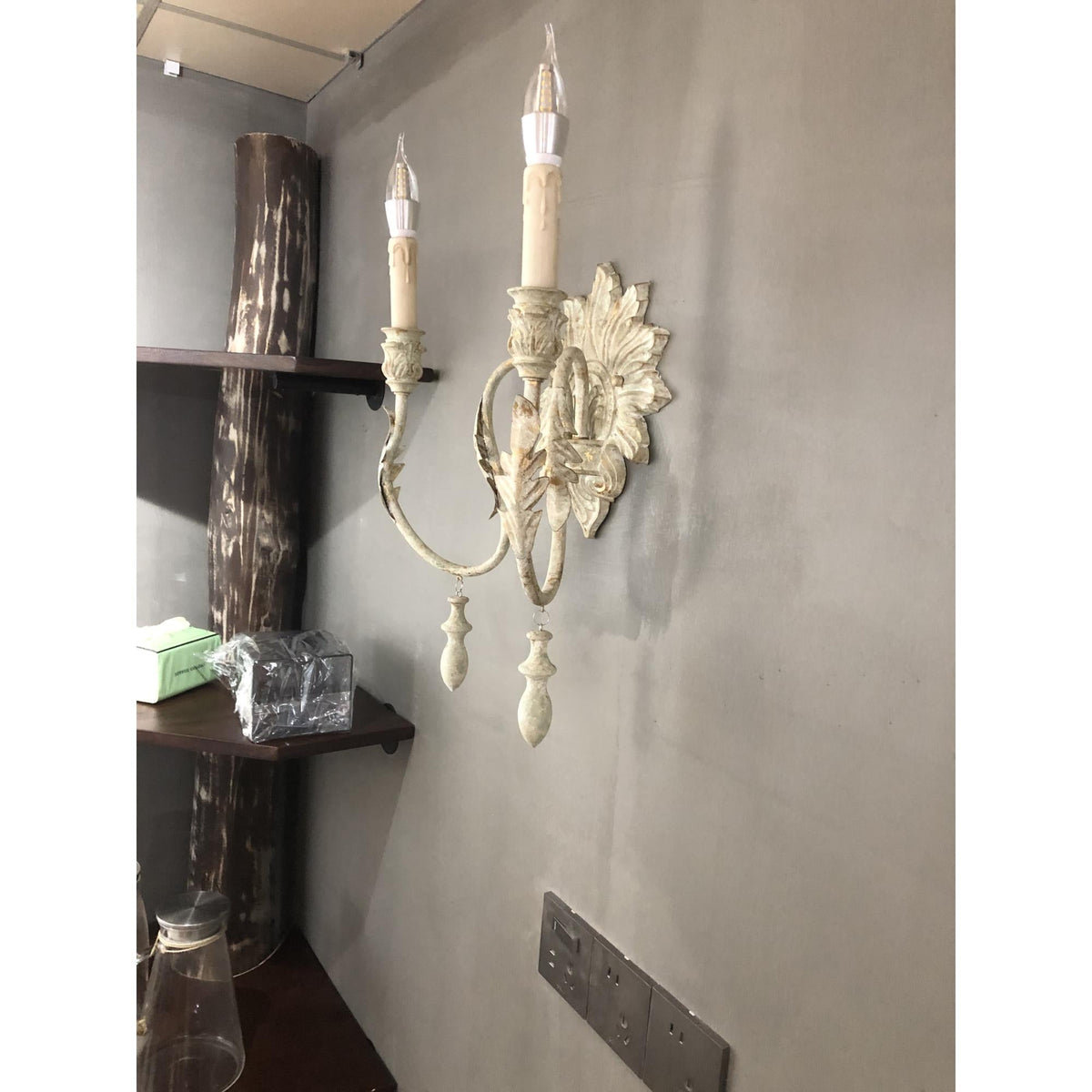 Idorare aplique de pared
