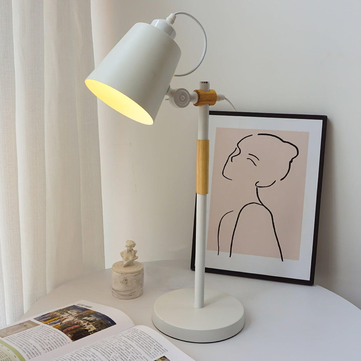 Addyson lámpara de mesa minimalista