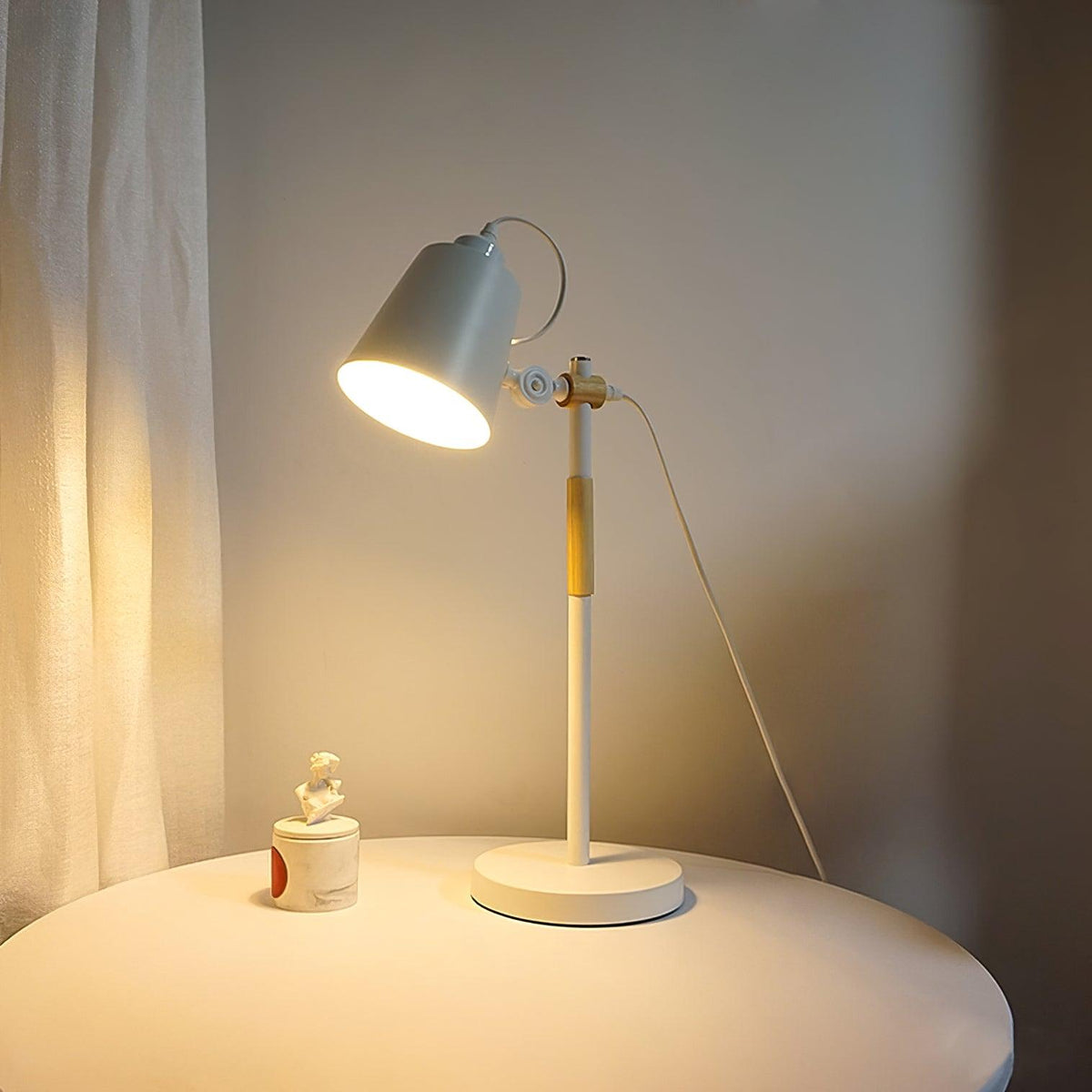 Addyson lámpara de mesa minimalista