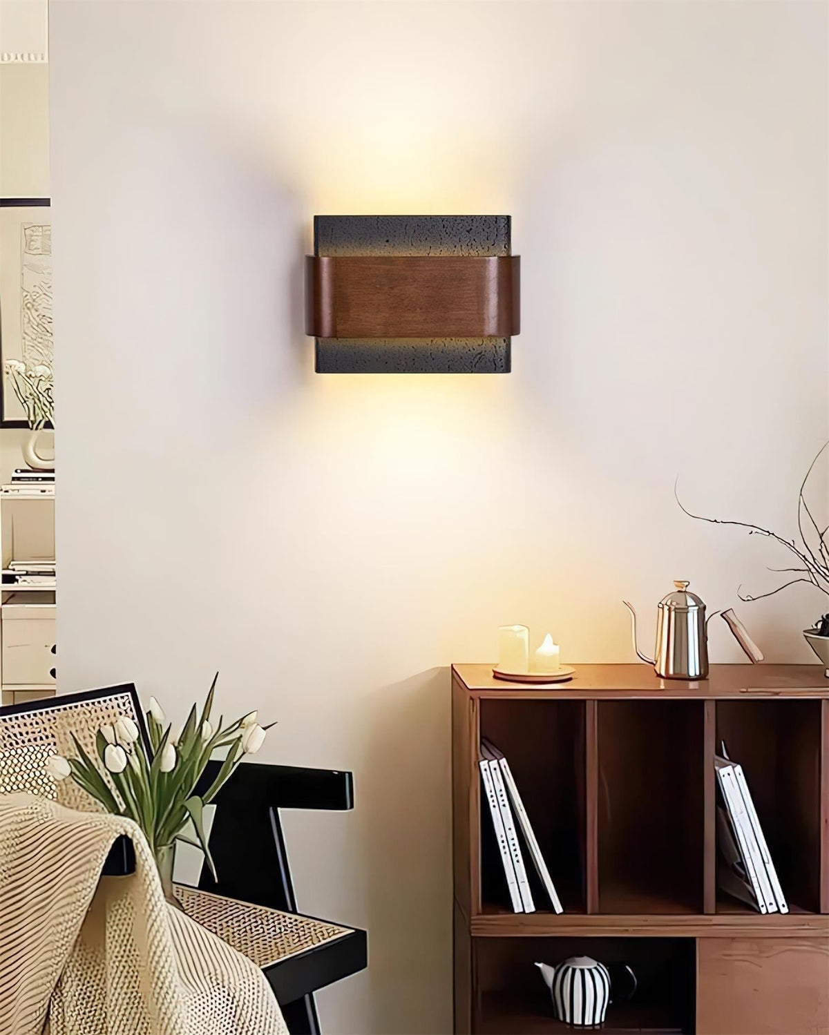 Valeneria aplique de pared travertino con acabado en madera Arco
