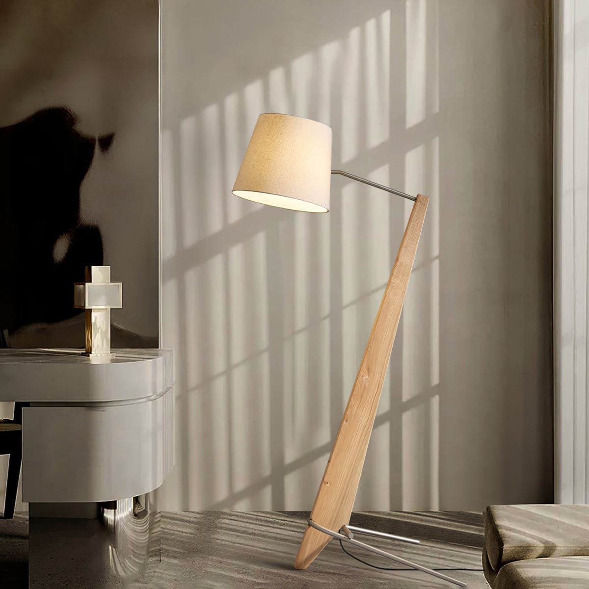 Vyran lámpara de pie de madera y tejido