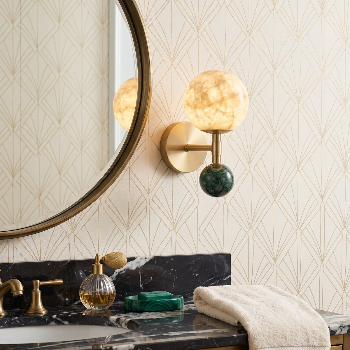 Tarrowcombe Aplique de pared de alabastro