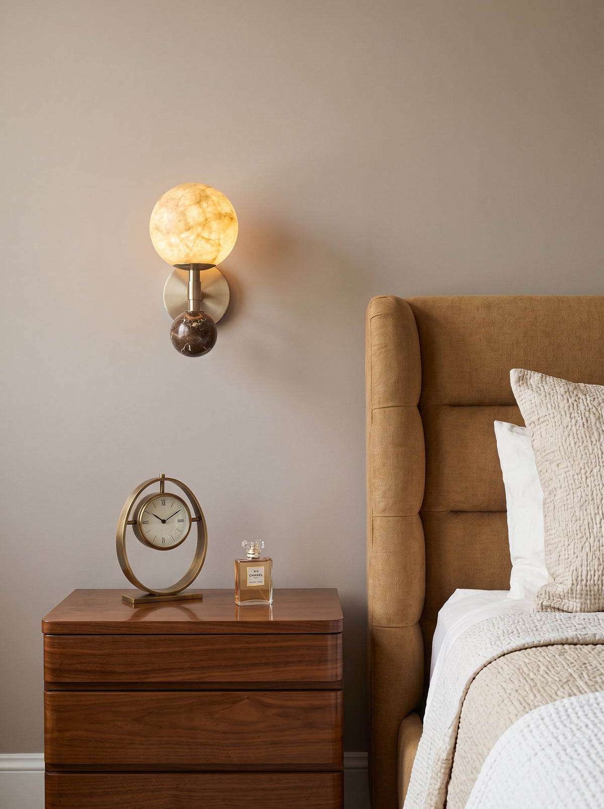 Tarrowcombe Aplique de pared de alabastro