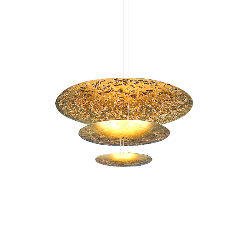 Phelion lámpara colgante de capas con hoja de oro dorada