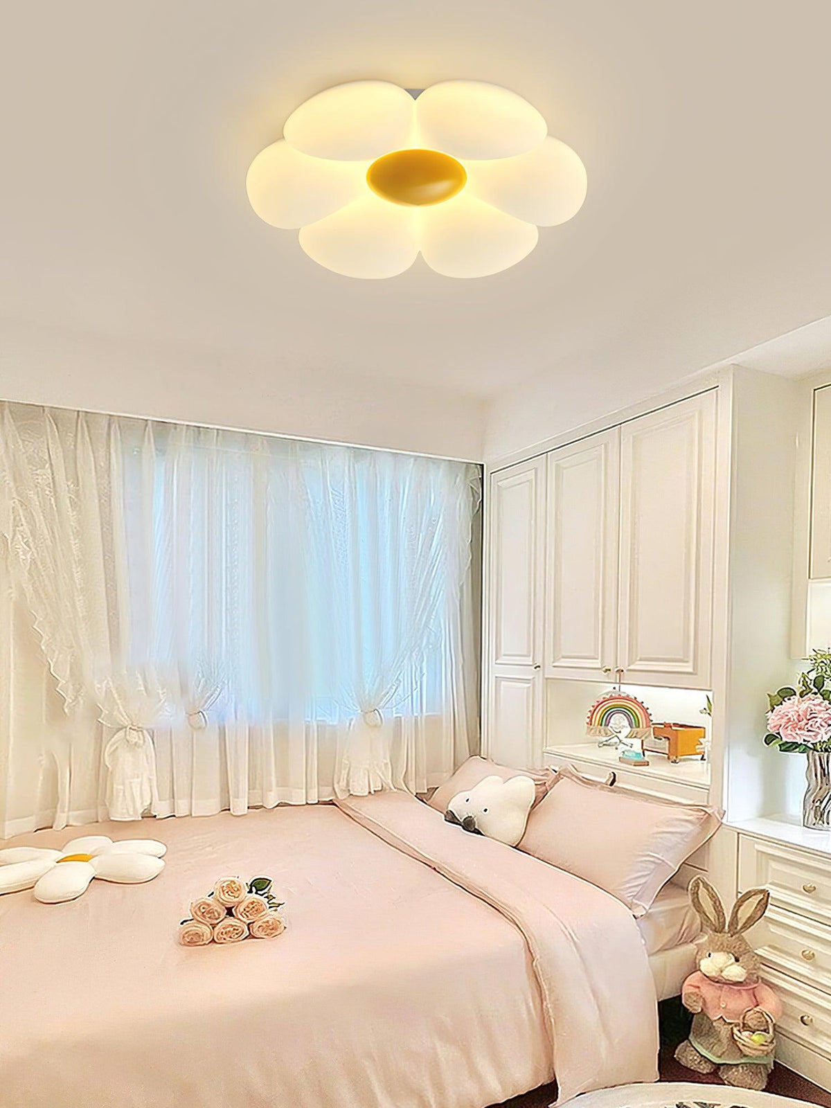 Liorinella lámpara de techo Six-Leaf Flower para habitación infantil