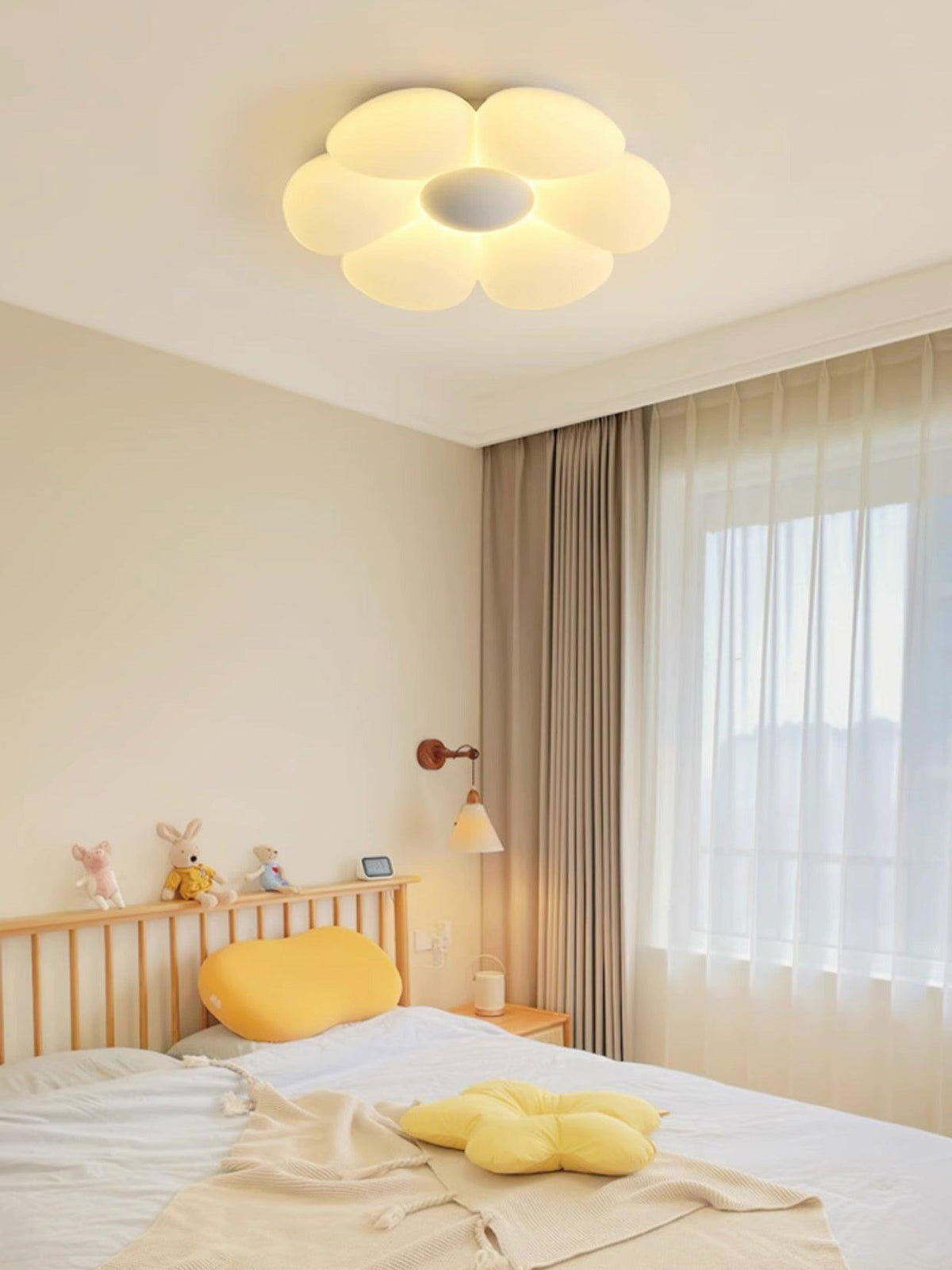 Liorinella lámpara de techo Six-Leaf Flower para habitación infantil