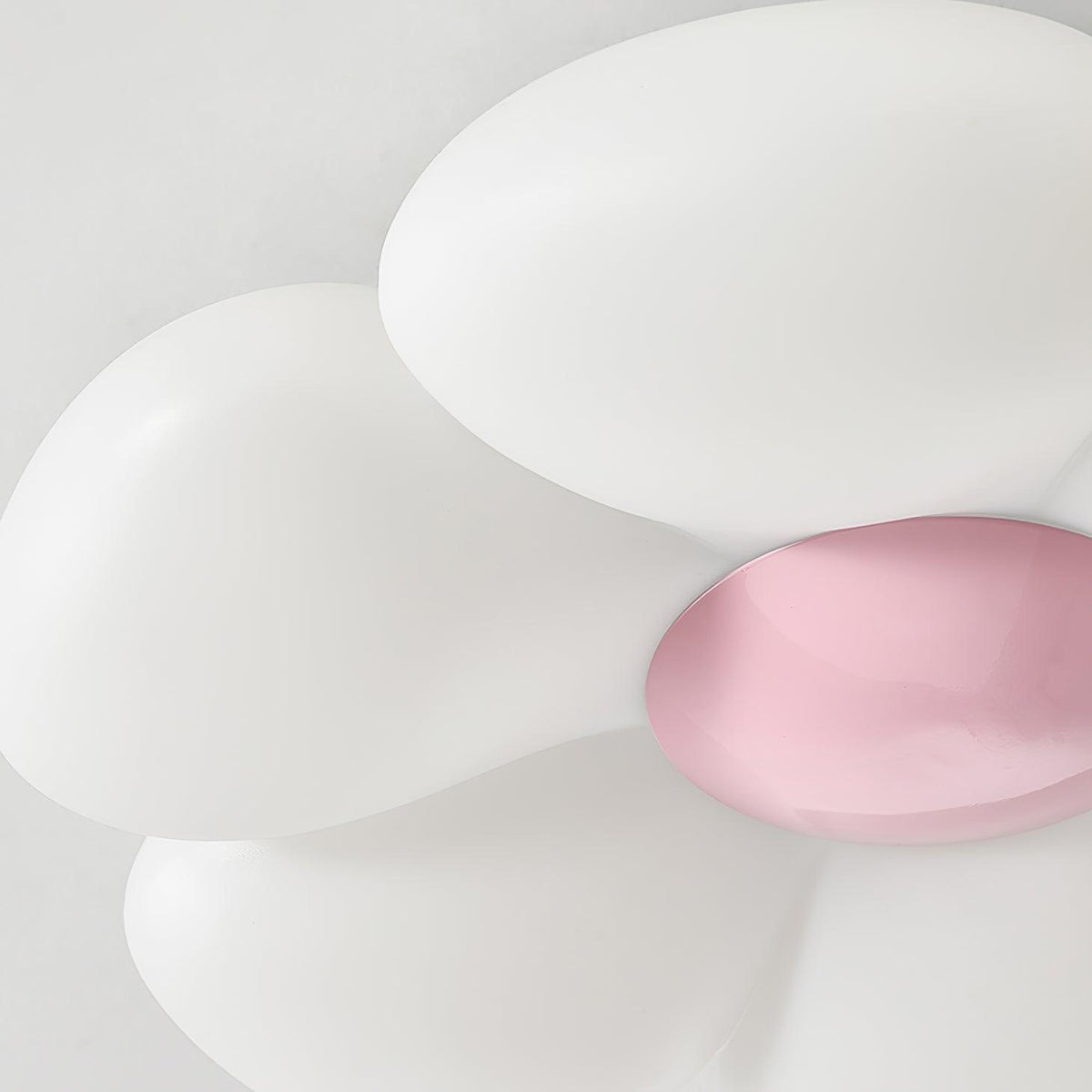 Liorinella lámpara de techo Six-Leaf Flower para habitación infantil