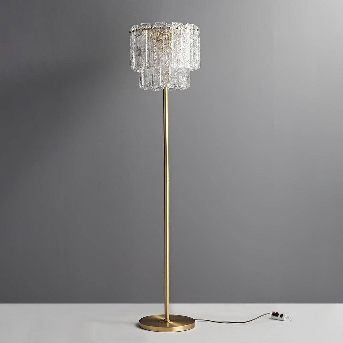 Velaette lámpara de pie de lujo con vidrio