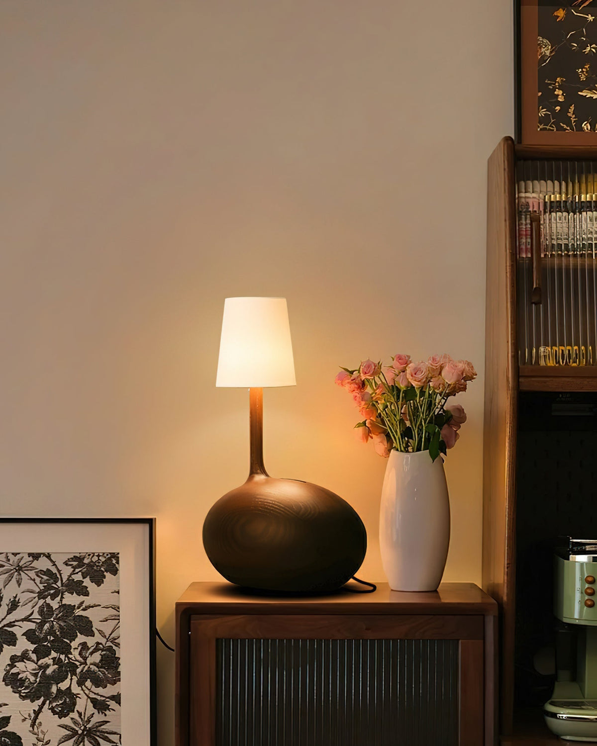 Brixten lámpara de mesa de madera y tejido