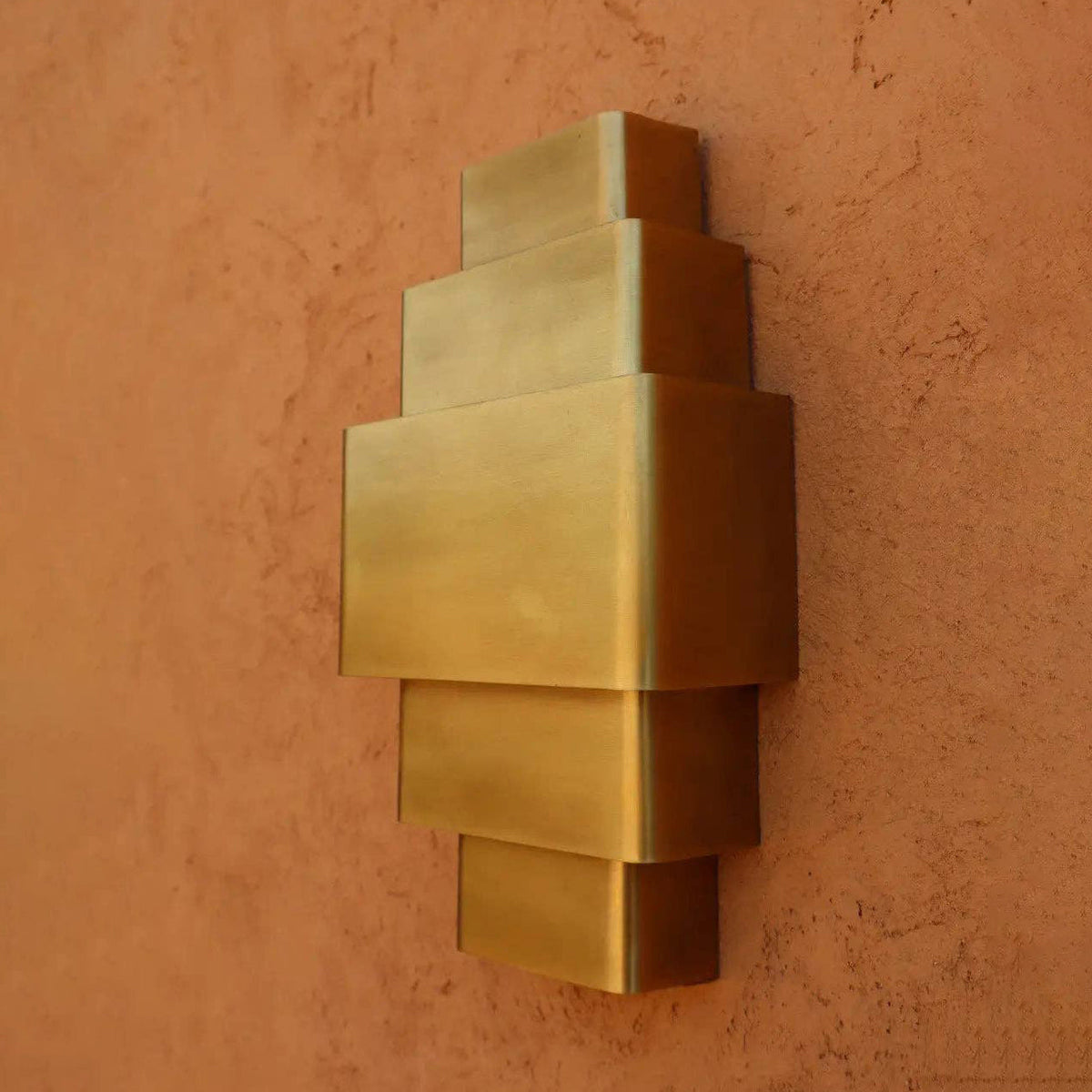 Casaella aplique de pared de latón