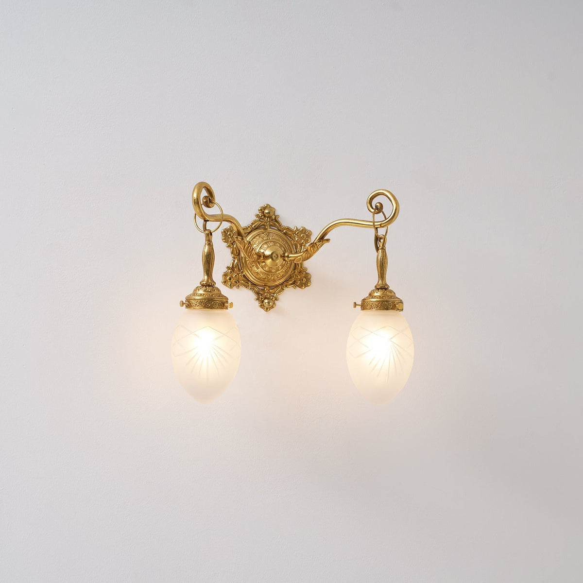 Varessa aplique de pared clásico