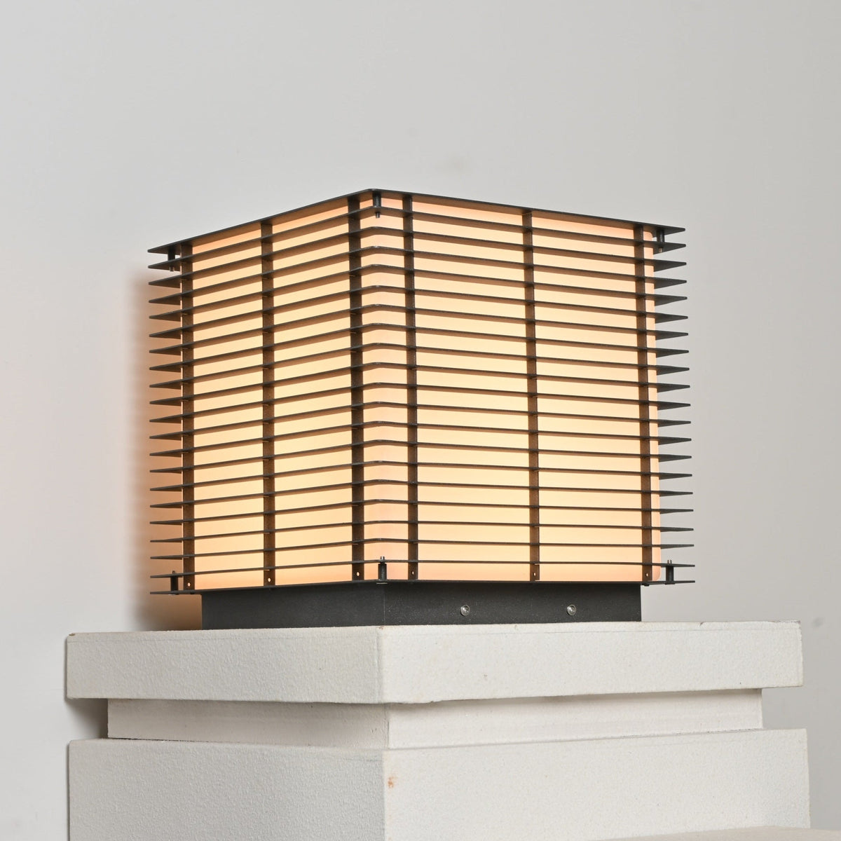 Cubra Grid Post luminaria exterior