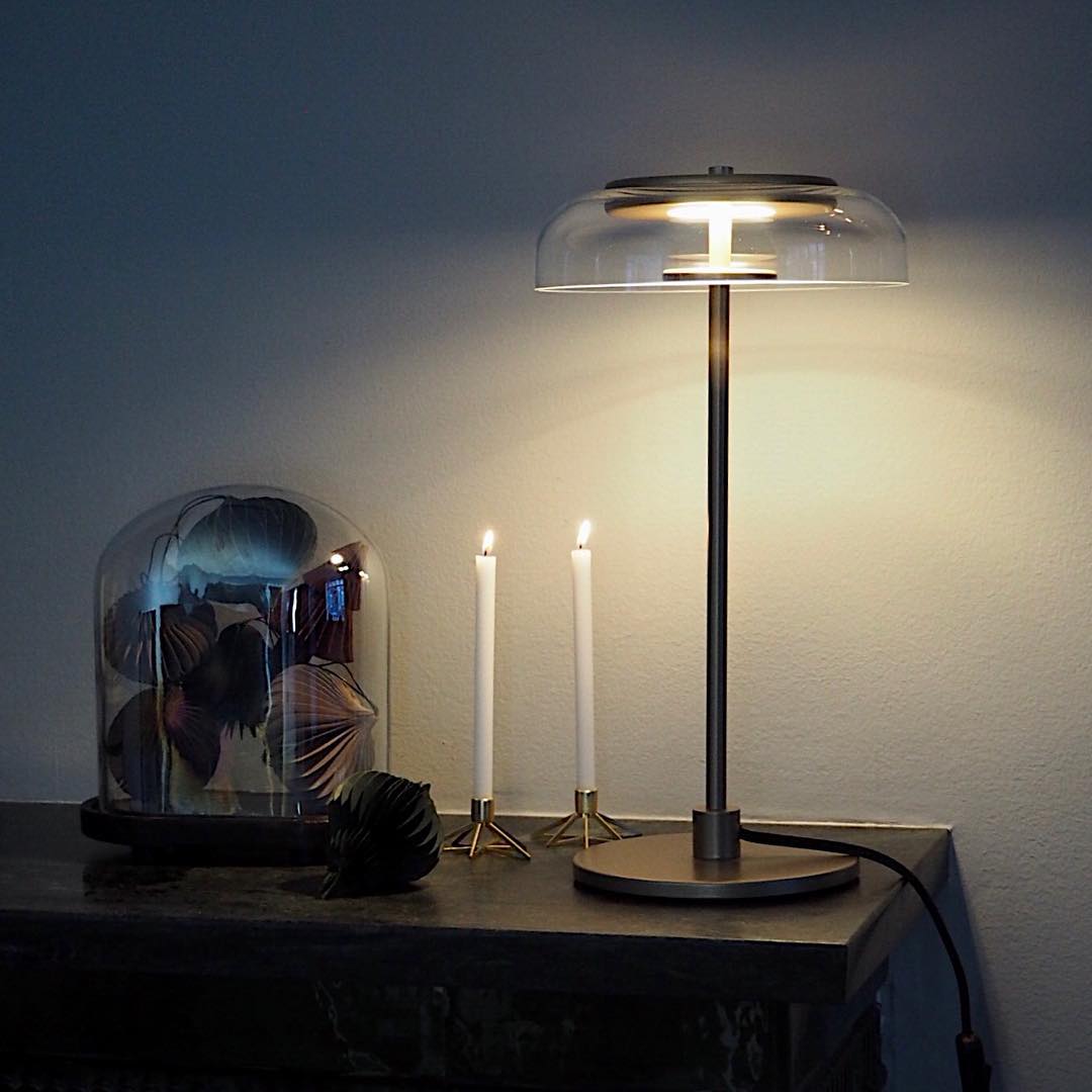 Rinelette lámpara de mesa con pantalla de vidrio transparente y base de madera