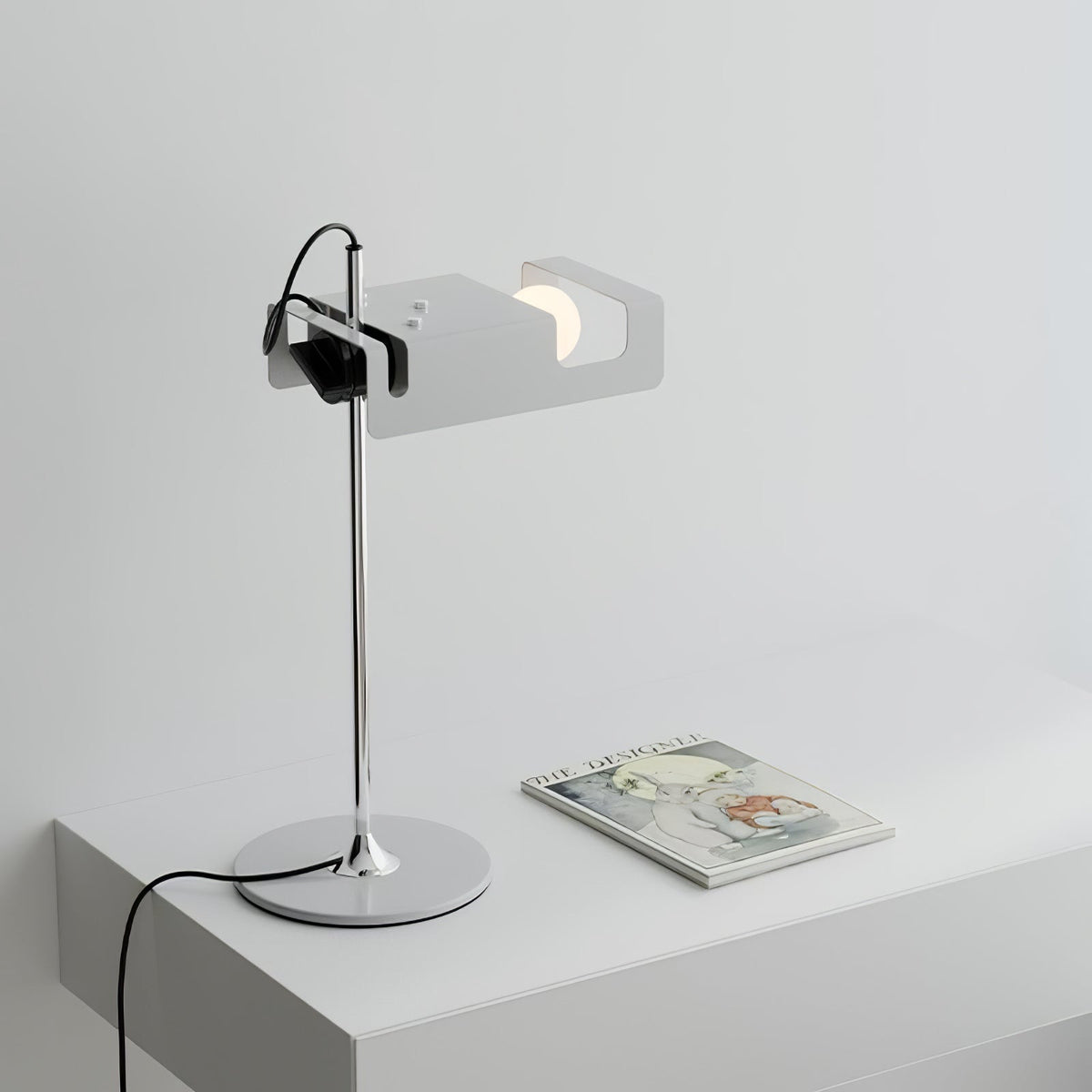 Lumousin lámpara de mesa futurista