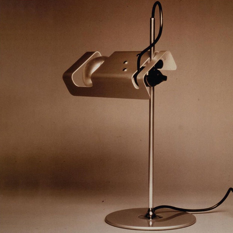 Lumousin lámpara de mesa futurista