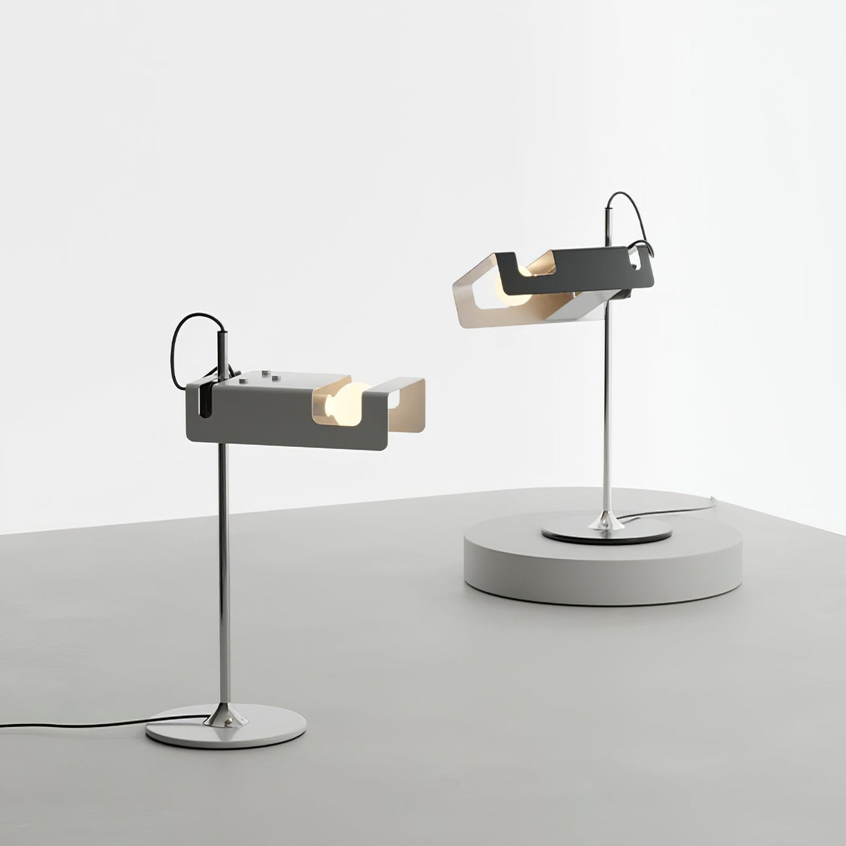Lumousin lámpara de mesa futurista