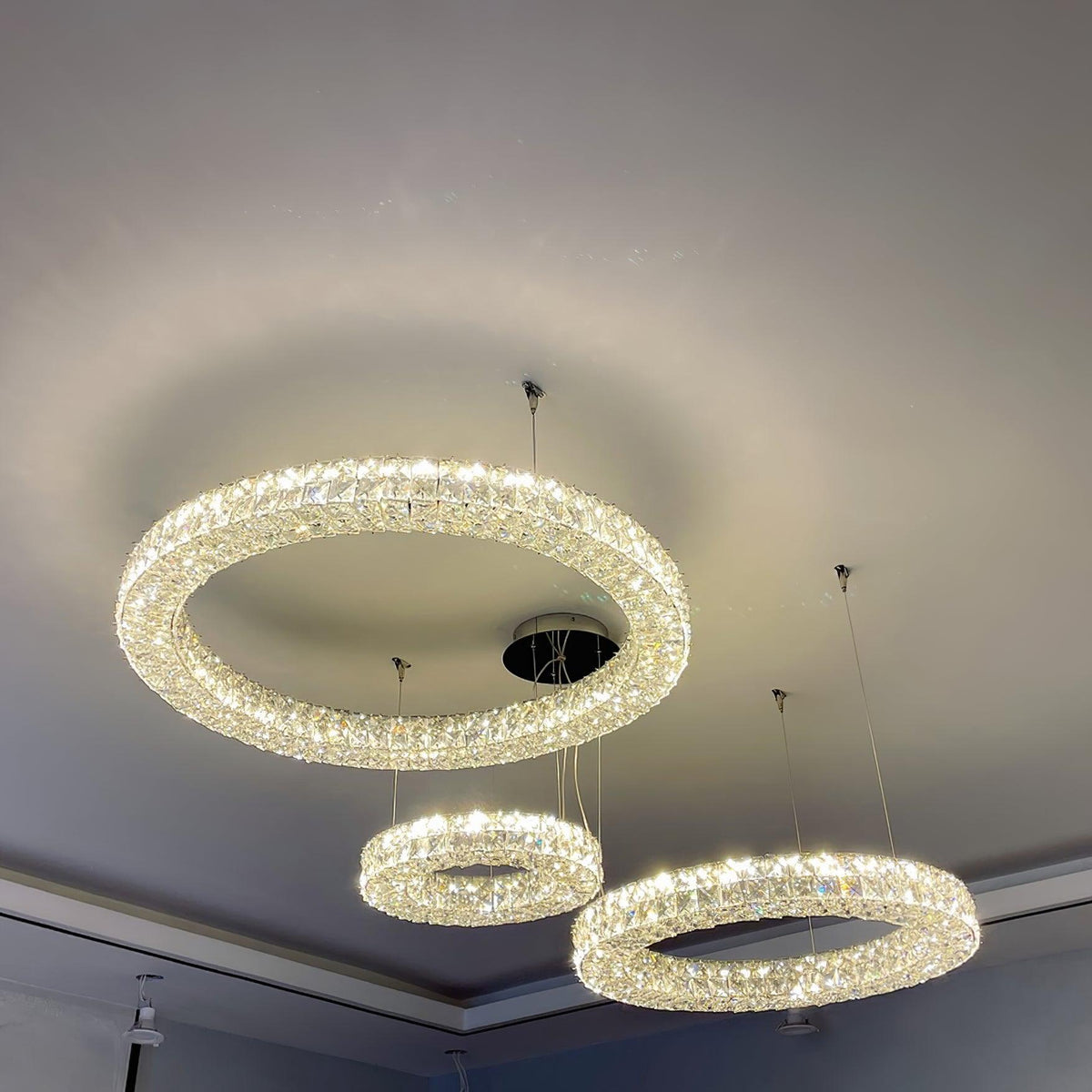 Luxerian lámpara de araña anillos de cristal Spiridon Luxe