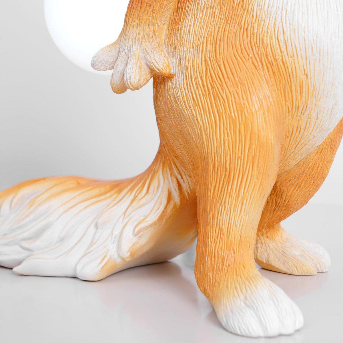Squirrel lámpara de mesa