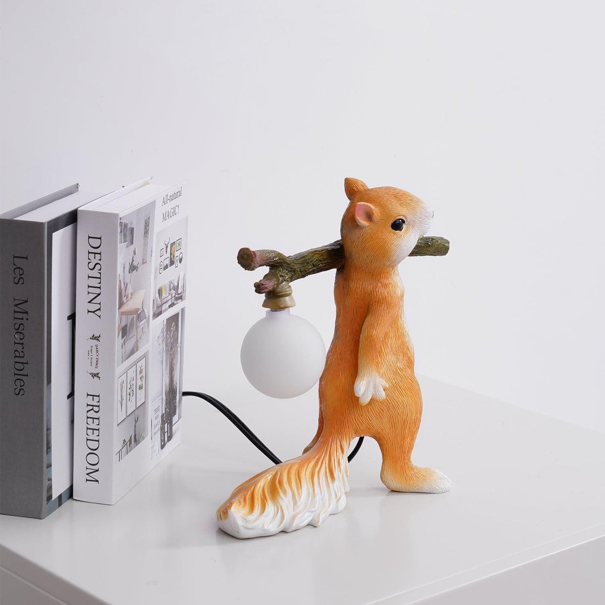 Squirrel lámpara de mesa