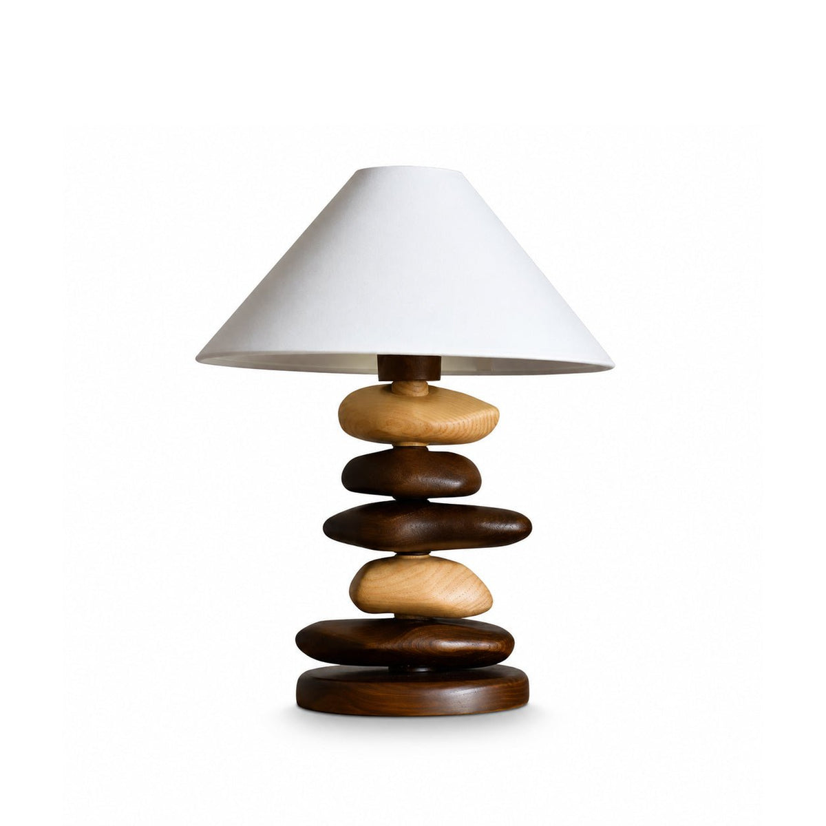 Stacked Pebble lámpara de mesa de madera