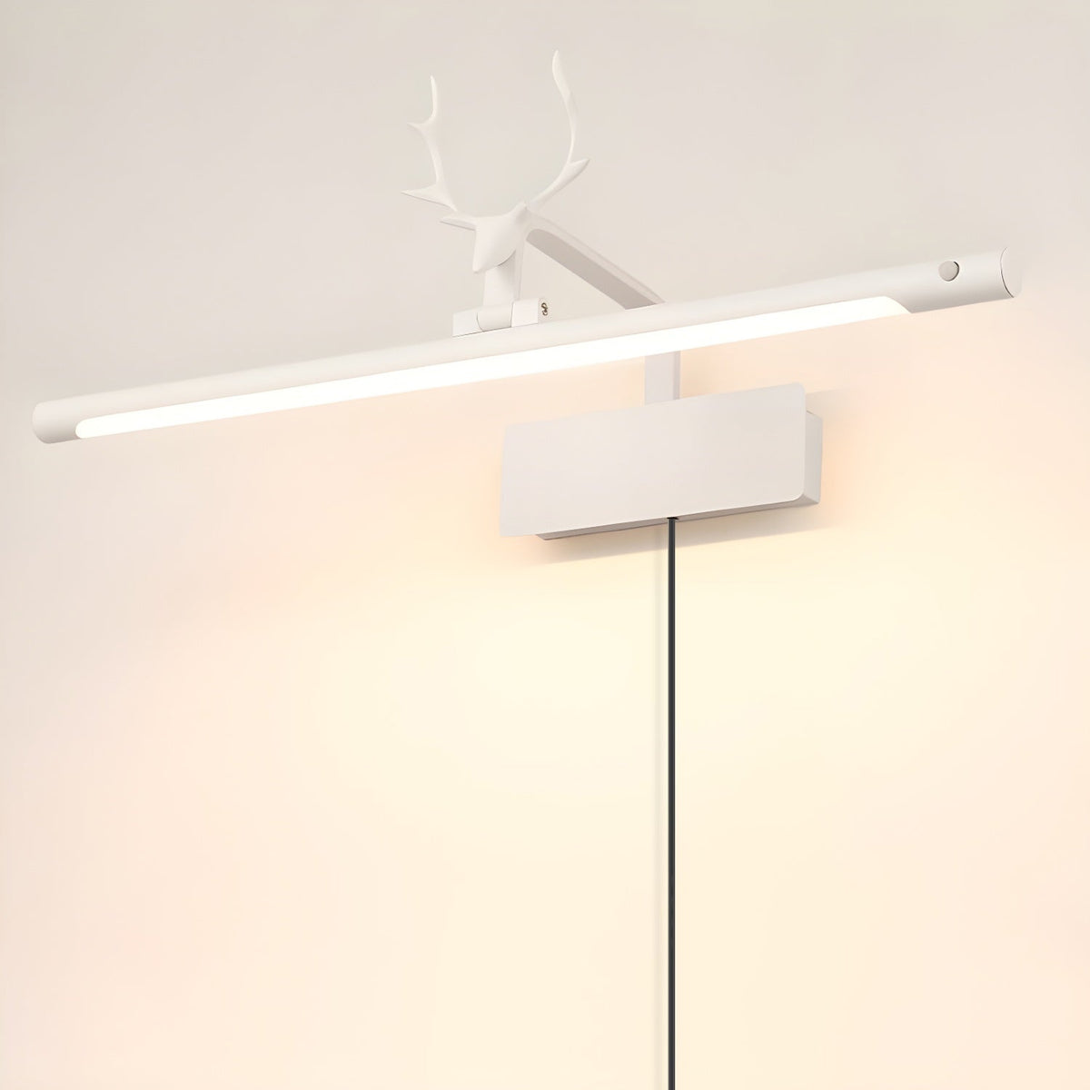 Stag aplique de pared Horn con enchufe enchufable