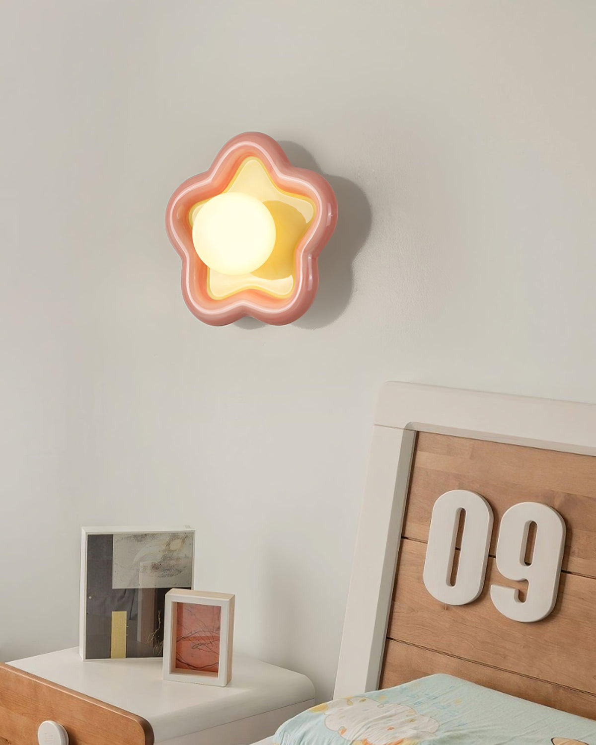 Petani aplique de pared rosa y amarillo forma flor