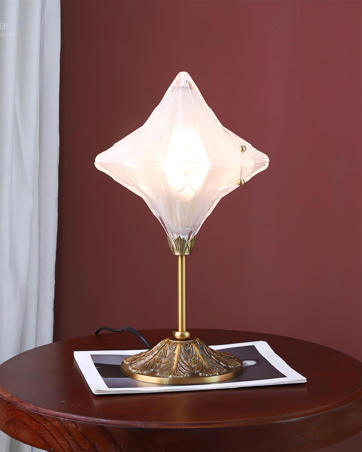Lámpara de mesa de travertino