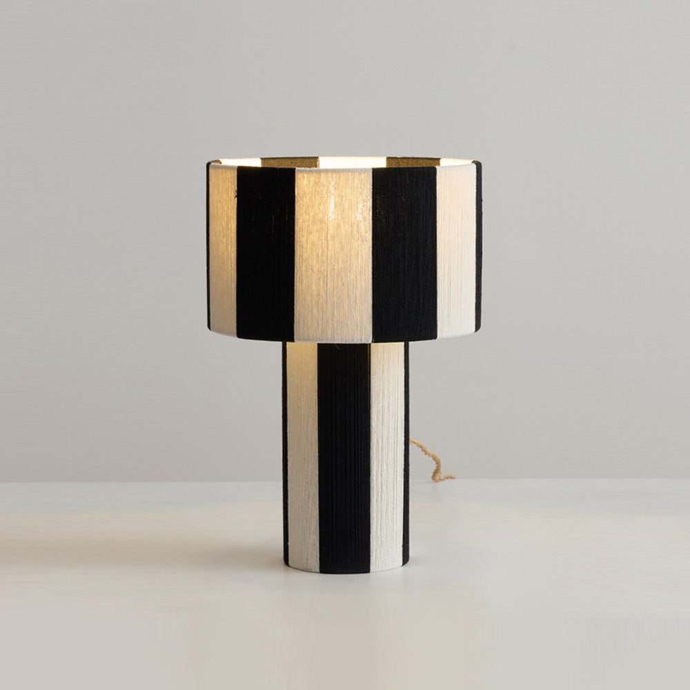 Velanira lámpara de mesa