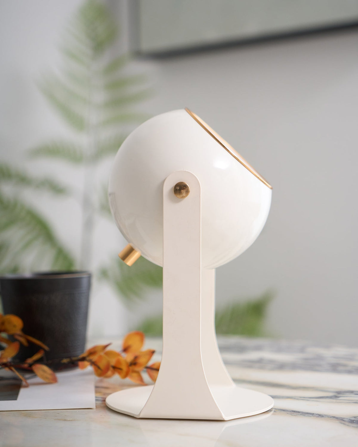 Ulsken lámpara de mesa de acrílico minimalista