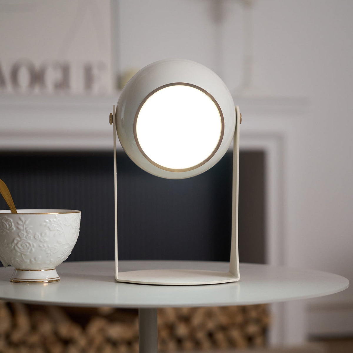 Ulsken lámpara de mesa de acrílico minimalista