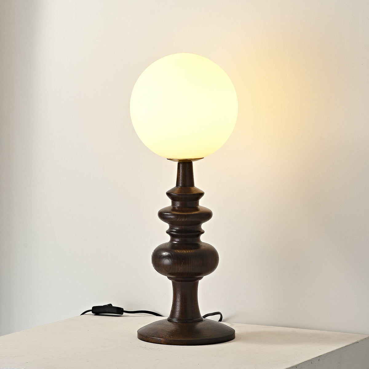 Sveta lámpara de mesa