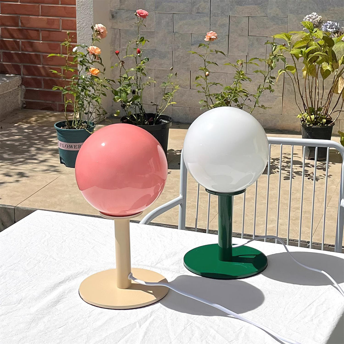 Viraoiella lámpara de mesa