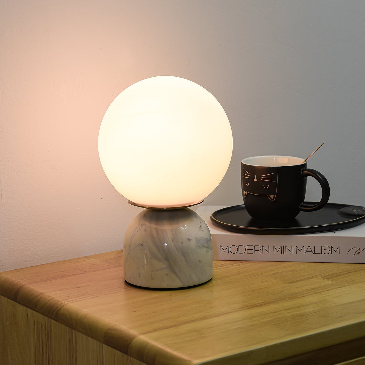 Caelum lámpara de mesa de mármol escandinava