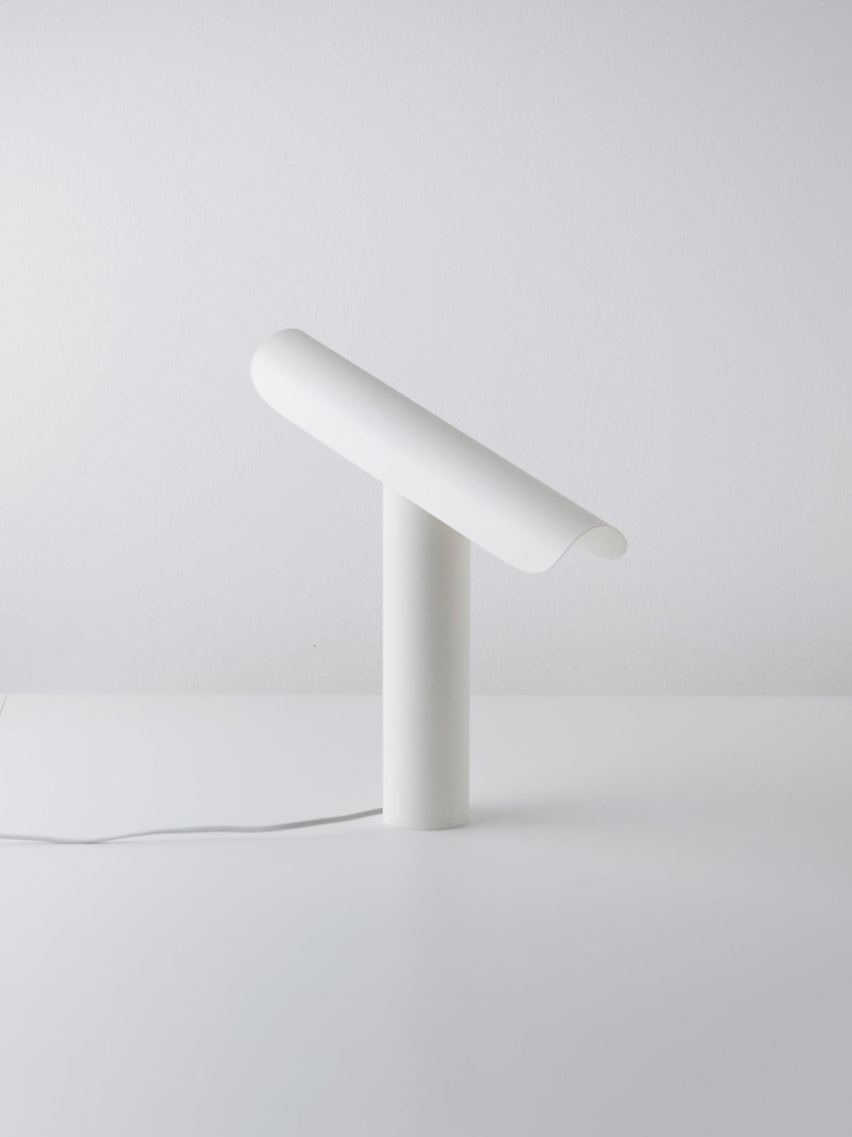 Zenice lámpara de mesa minimalista