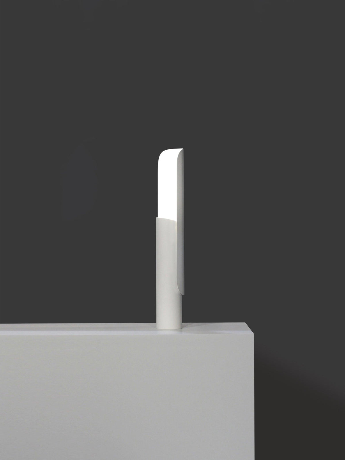 Zenice lámpara de mesa minimalista