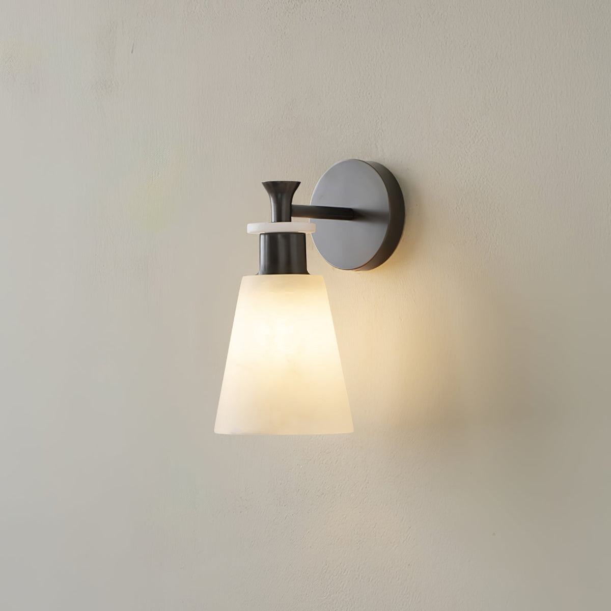 Tapered aplique de pared alabastro