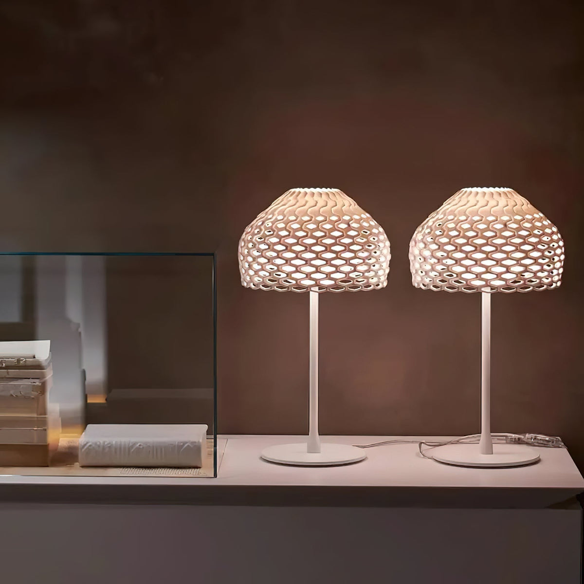 Vintace lámpara de mesa industrial de plástico