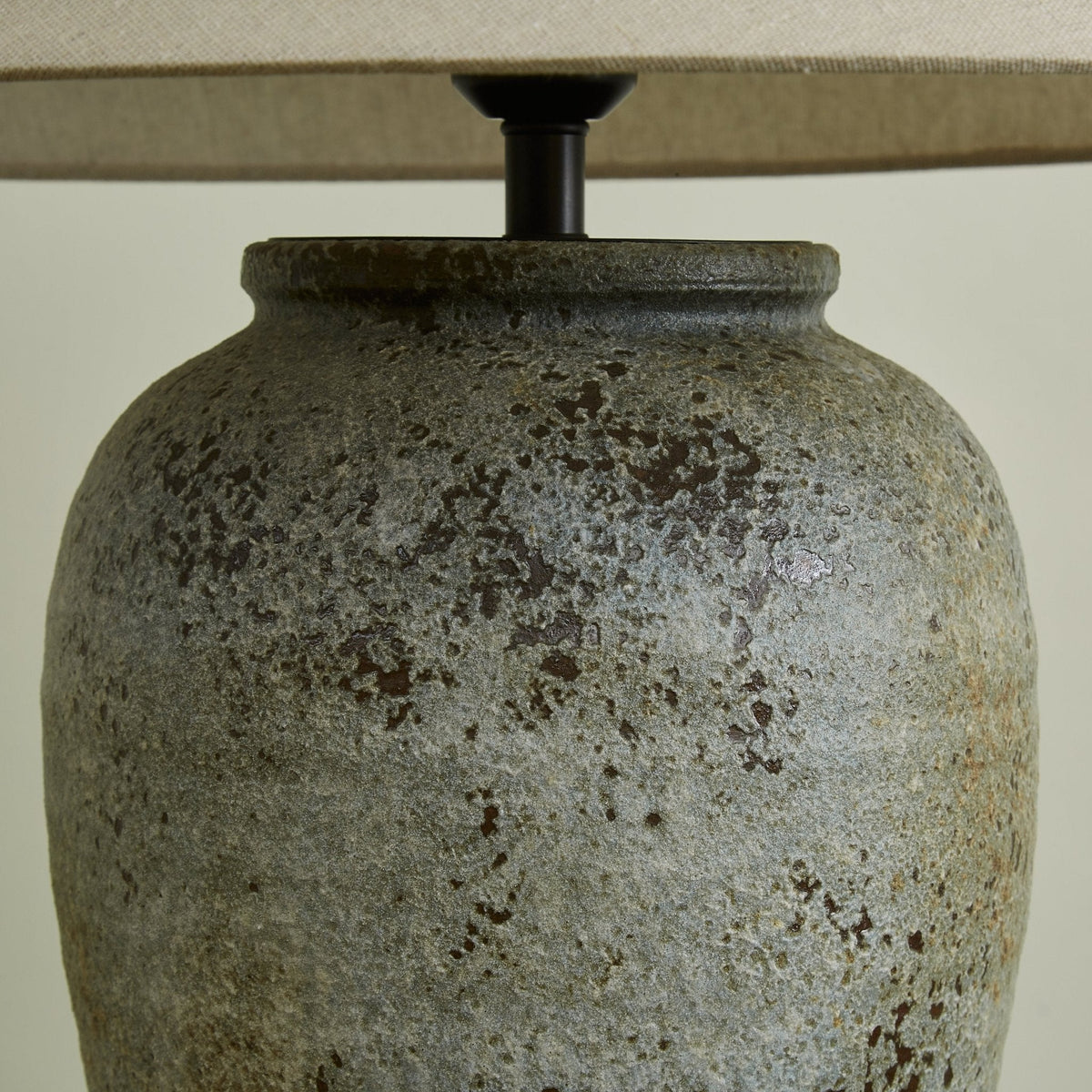 Terra lámpara de mesa de cerámica y tejido